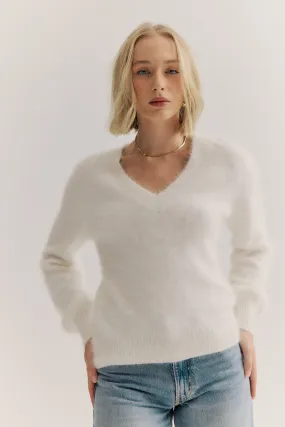 Isabella V Neck - Snow
